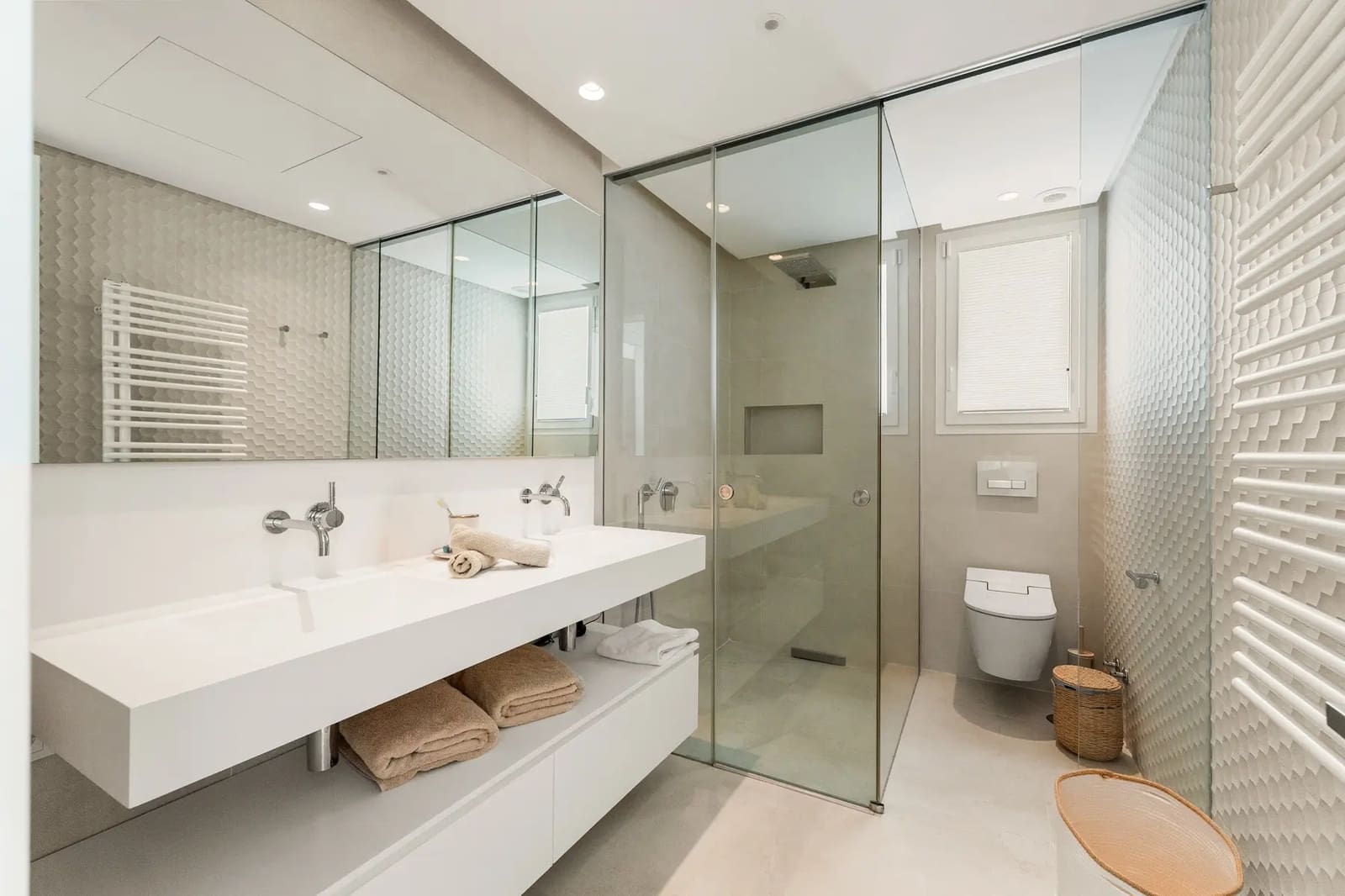 3 slaapkamer Penthouse te koop in Ojen met zwembad garage - € 2.400.000 (Ref: 10042705)