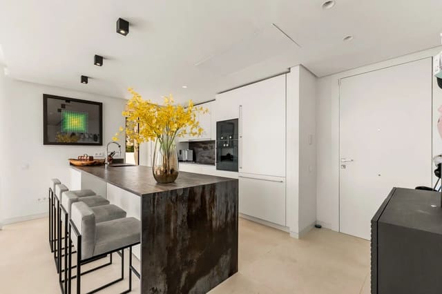3 slaapkamer Penthouse te koop in Ojen - € 2.400.000 (Ref: 10042705)
