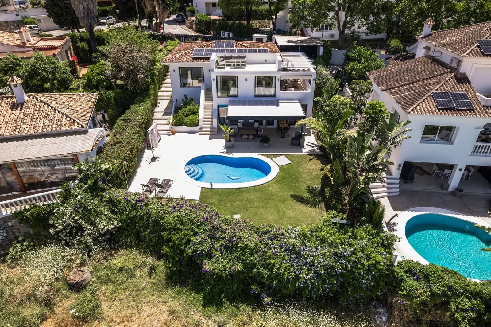 4 quarto Moradia para venda em Nueva Andalucia com piscina garagem - 1 895 000 € (Ref: 10044724)