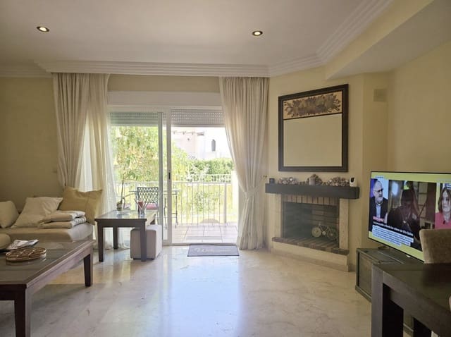Casa de 3 habitaciones en Marbella en venta con piscina garaje - 585.000 € (Ref: 10047040)
