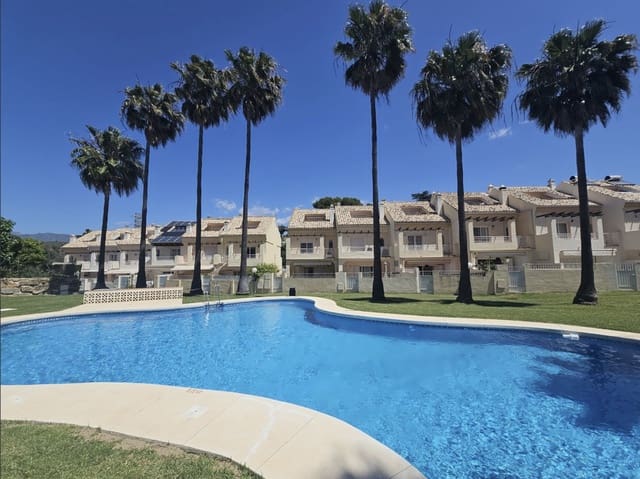 Casa de 3 habitaciones en Marbella en venta con piscina garaje - 585.000 € (Ref: 10047040)