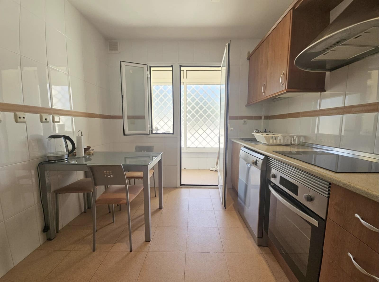 3 bedroom Townhouse for sale in Marbella with pool garage - € 585,000 (Ref: 10047040)