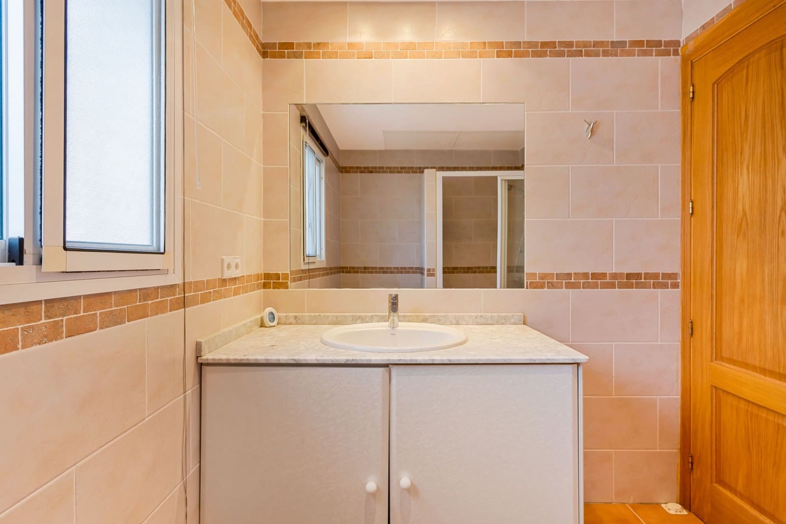 3 Zimmer Apartment zu verkaufen in Nueva Andalucia mit Pool Garage - 695.000 € (Ref: 10047042)