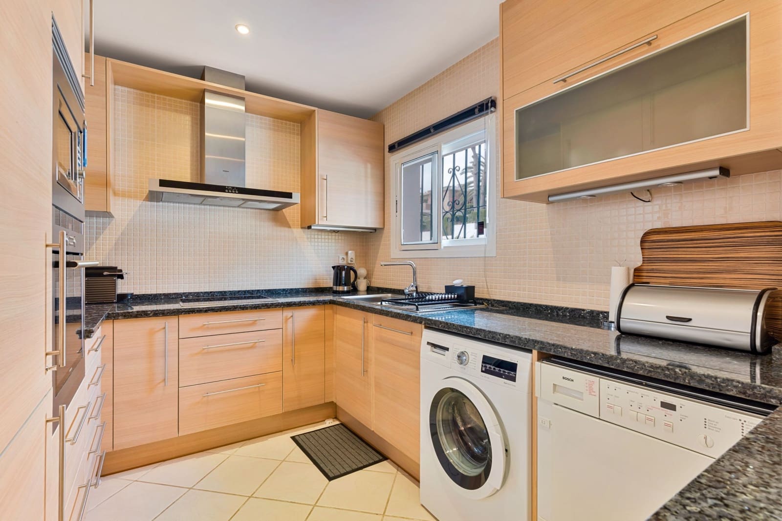 3 Zimmer Apartment zu verkaufen in Nueva Andalucia mit Pool Garage - 695.000 € (Ref: 10047042)