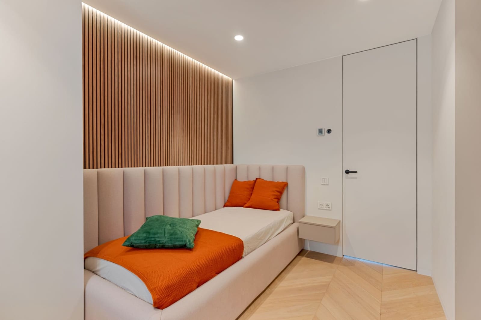 3 soverom Leilighet til salgs i Nueva Andalucia med svømmebasseng garasje - € 1 300 000 (Ref: 10048930)