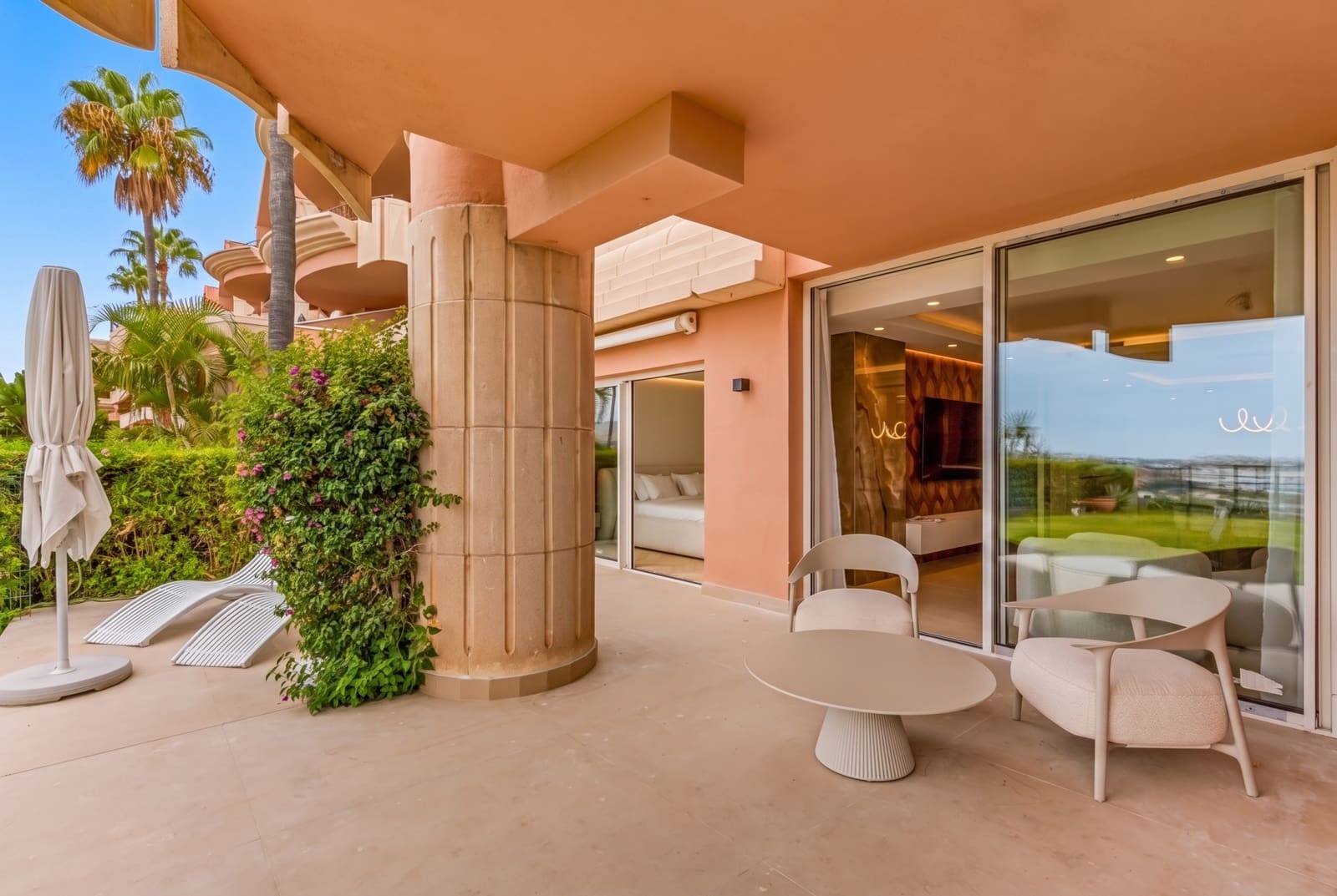 3 soverom Leilighet til salgs i Nueva Andalucia med svømmebasseng garasje - € 1 300 000 (Ref: 10048930)