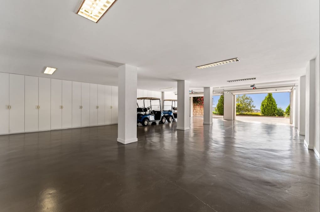 5 chambre Villa/Maison à vendre à Benahavis avec piscine garage - 4 750 000 € (Ref: 10048931)