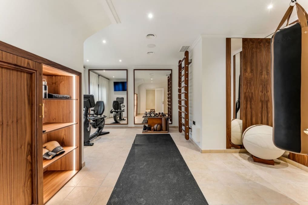 5 chambre Villa/Maison à vendre à Benahavis avec piscine garage - 4 750 000 € (Ref: 10048931)