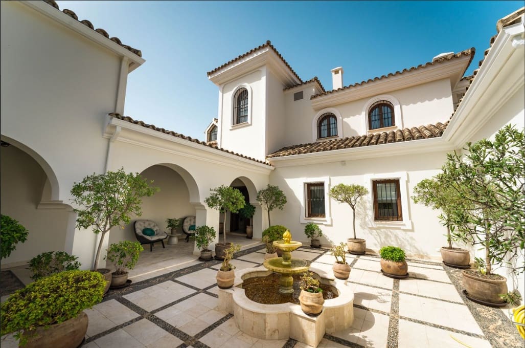 5 chambre Villa/Maison à vendre à Benahavis avec piscine garage - 4 750 000 € (Ref: 10048931)
