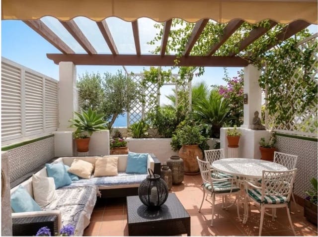 3 quarto Penthouse para venda em San Pedro de Alcantara, Marbella com piscina garagem - 985 000 € (Ref: 10051610)
