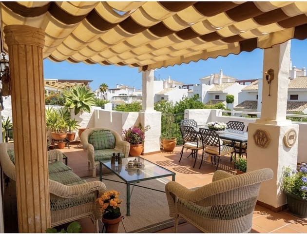 3 quarto Penthouse para venda em San Pedro de Alcantara, Marbella com piscina garagem - 985 000 € (Ref: 10051610)