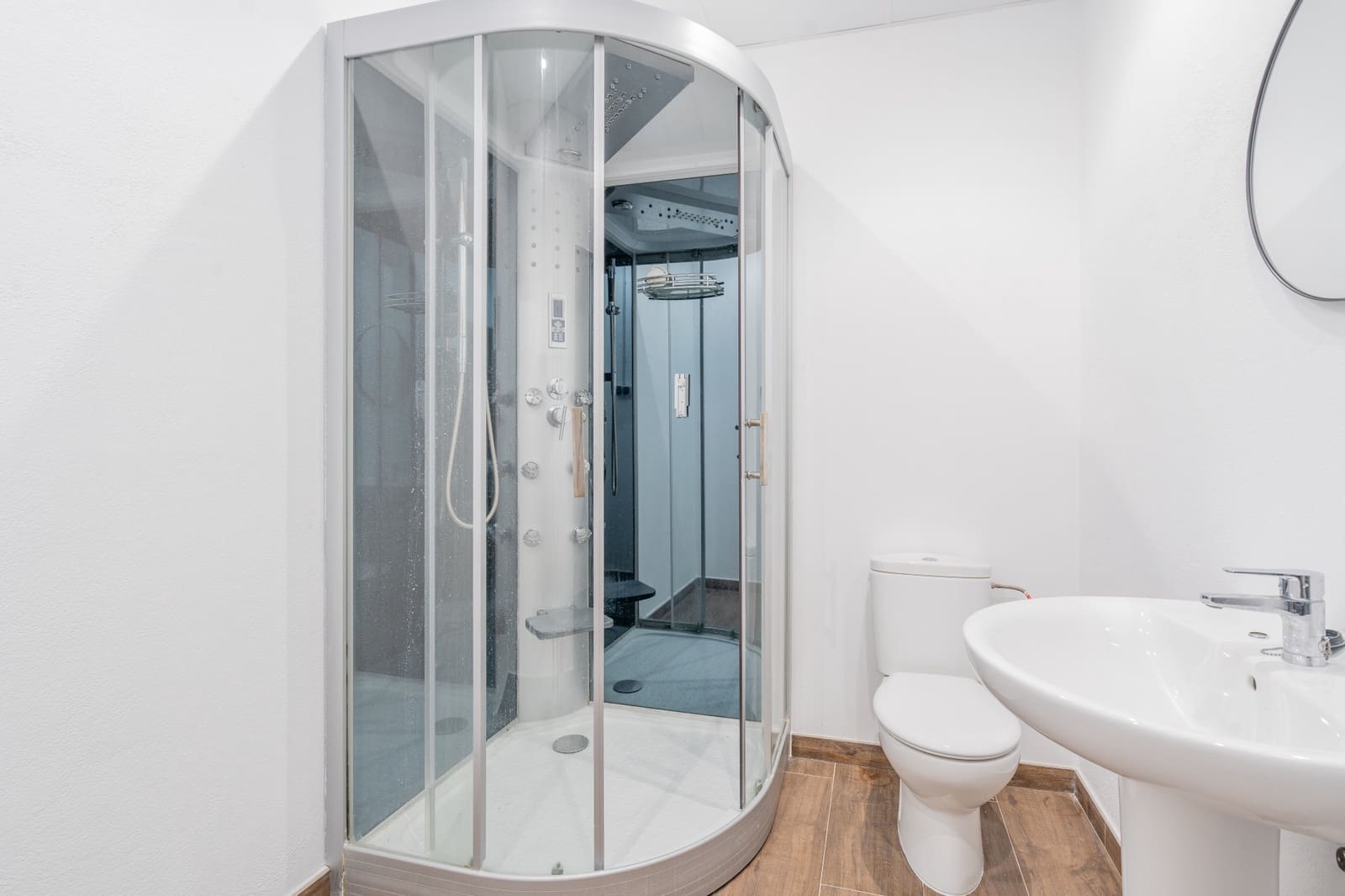 5 sypialnia Dom blizniak na sprzedaż w Marbella z basenem garażem - 3 000 000 € (Ref: 10054896)