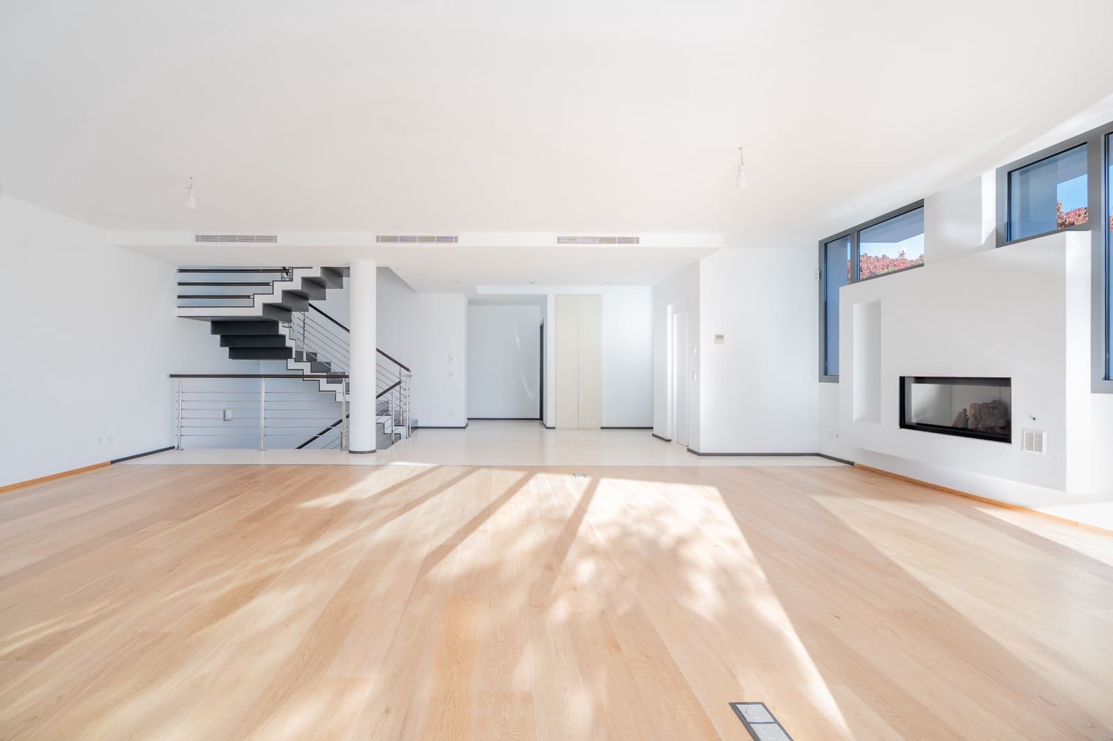 5 sypialnia Dom blizniak na sprzedaż w Marbella z basenem garażem - 3 000 000 € (Ref: 10054896)