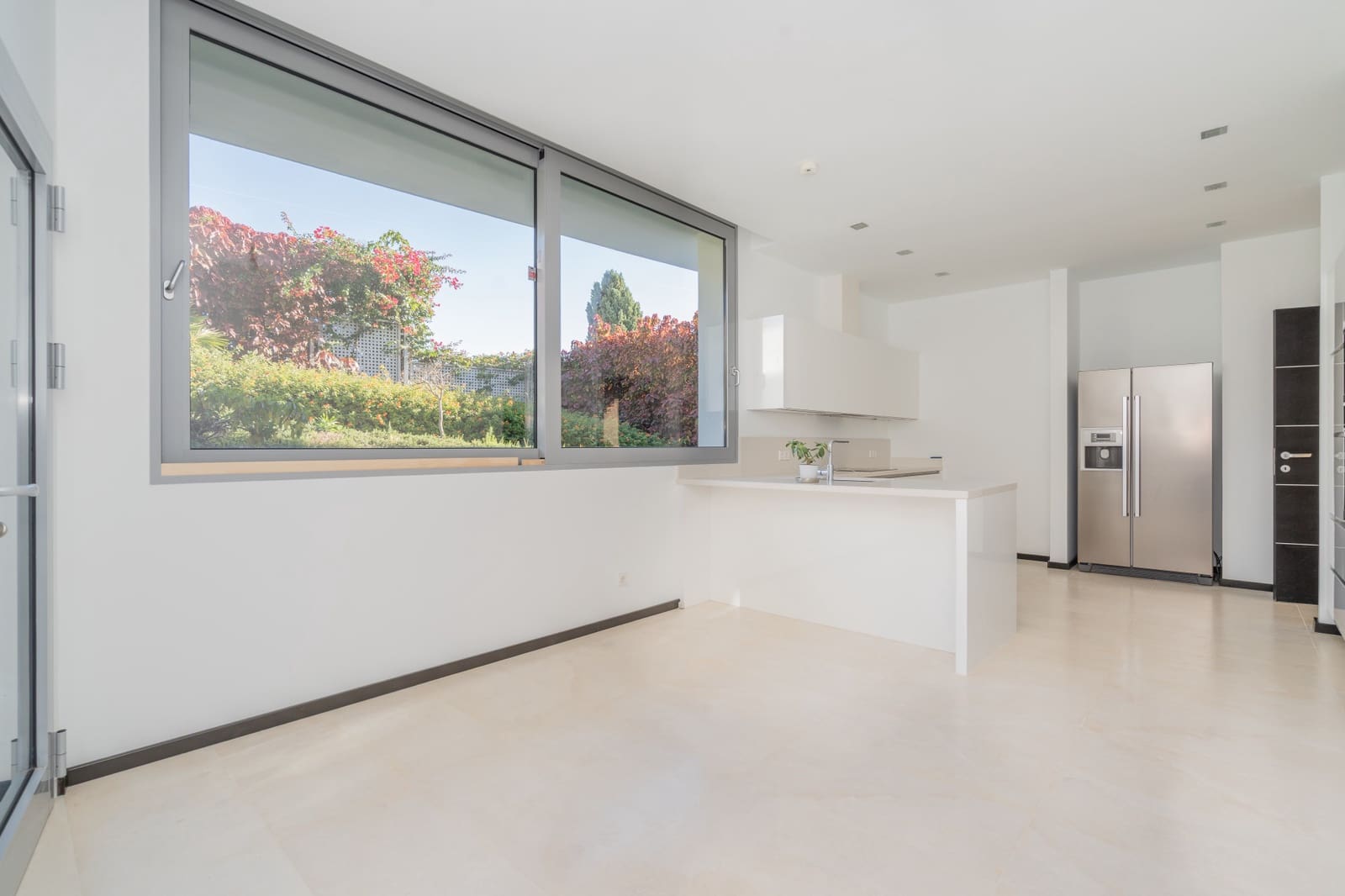 5 sypialnia Dom blizniak na sprzedaż w Marbella z basenem garażem - 3 000 000 € (Ref: 10054896)