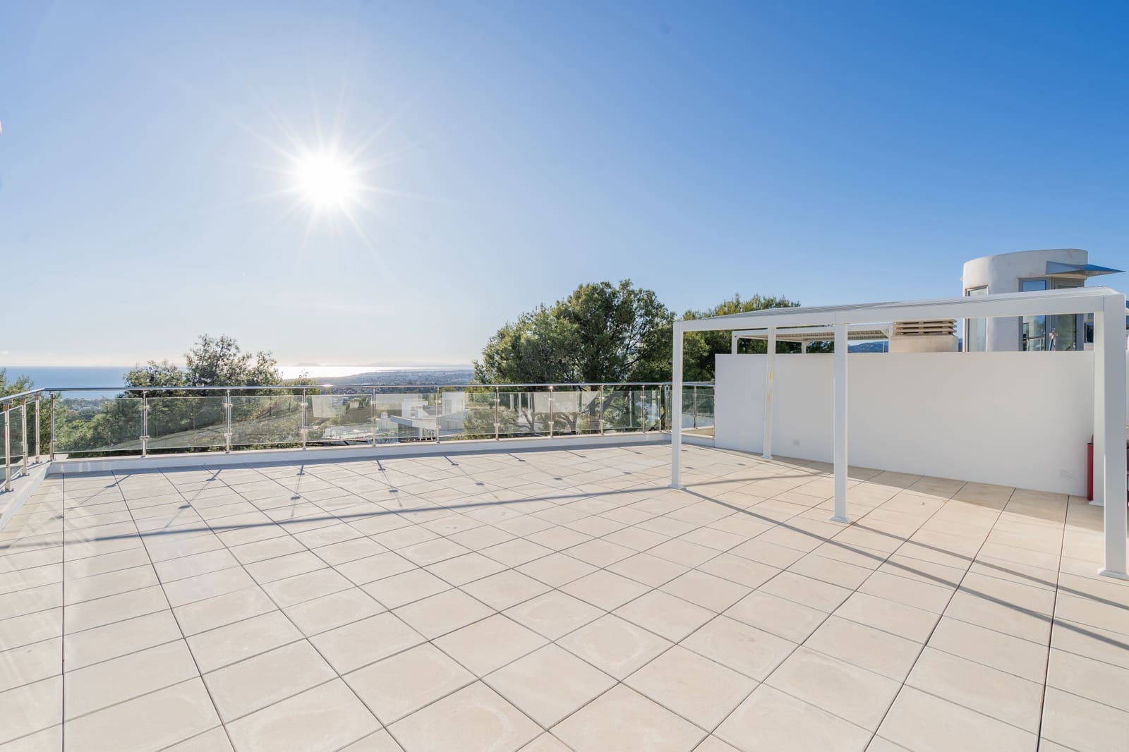 5 sypialnia Dom blizniak na sprzedaż w Marbella z basenem garażem - 3 000 000 € (Ref: 10054896)