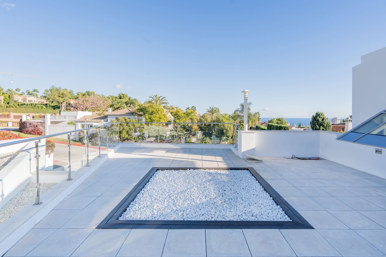 5 sypialnia Dom blizniak na sprzedaż w Marbella z basenem garażem - 3 000 000 € (Ref: 10054896)
