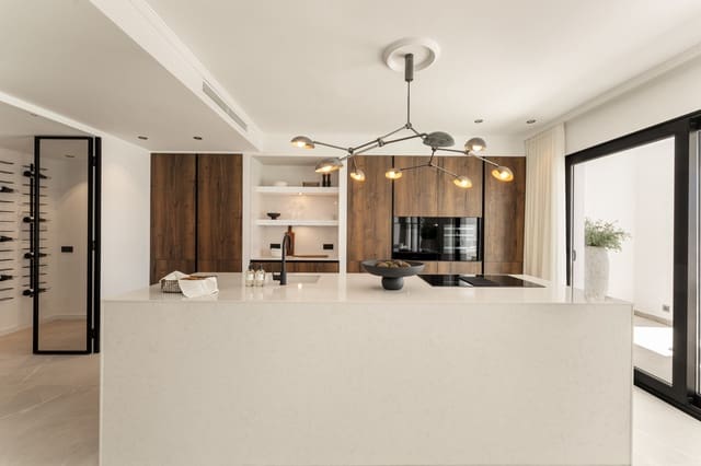 3 sypialnia Penthouse na sprzedaż w Benahavís z basenem - 1 175 000 € (Ref: 10054898)