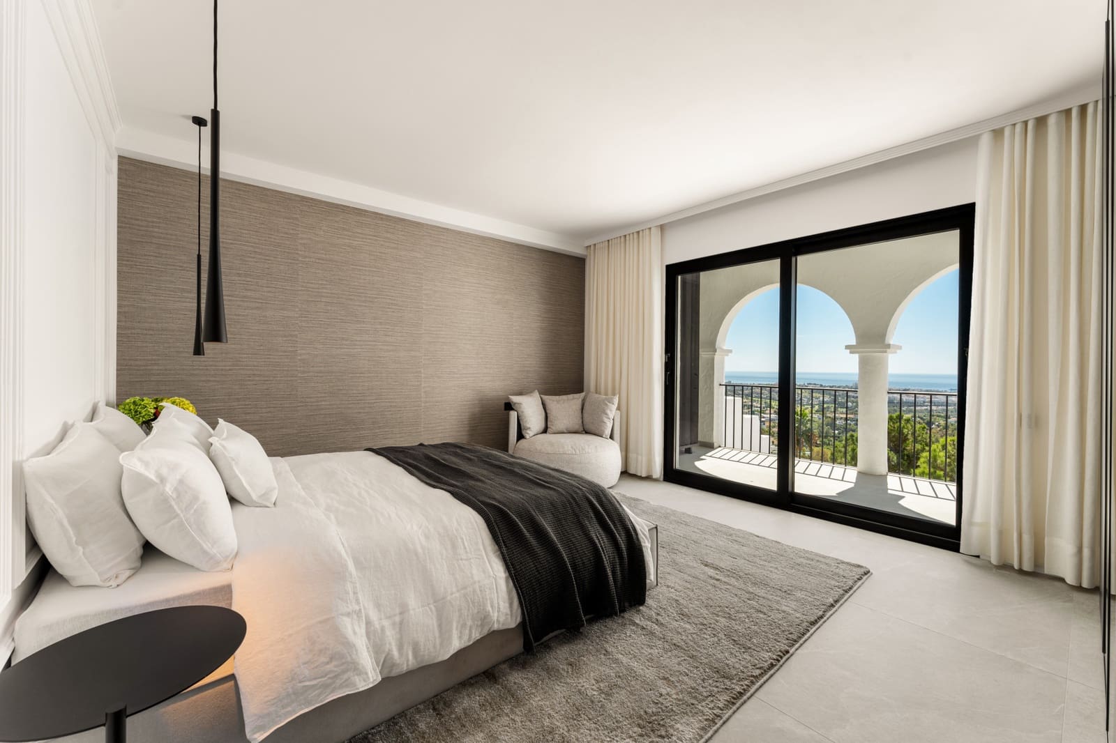 3 bedroom Penthouse for sale in Benahavis with pool - € 1,175,000 (Ref: 10054898)