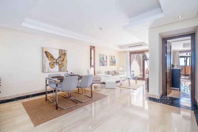 2 bedroom Penthouse for sale in Estepona with pool garage - € 1,125,000 (Ref: 10058756)