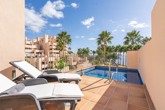 2 bedroom Penthouse for sale in Estepona with pool garage - € 1,125,000 (Ref: 10058756)
