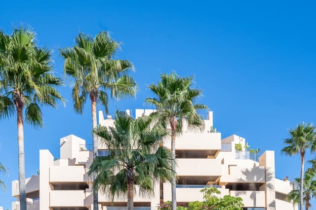 2 bedroom Penthouse for sale in Estepona with pool garage - € 1,125,000 (Ref: 10058756)