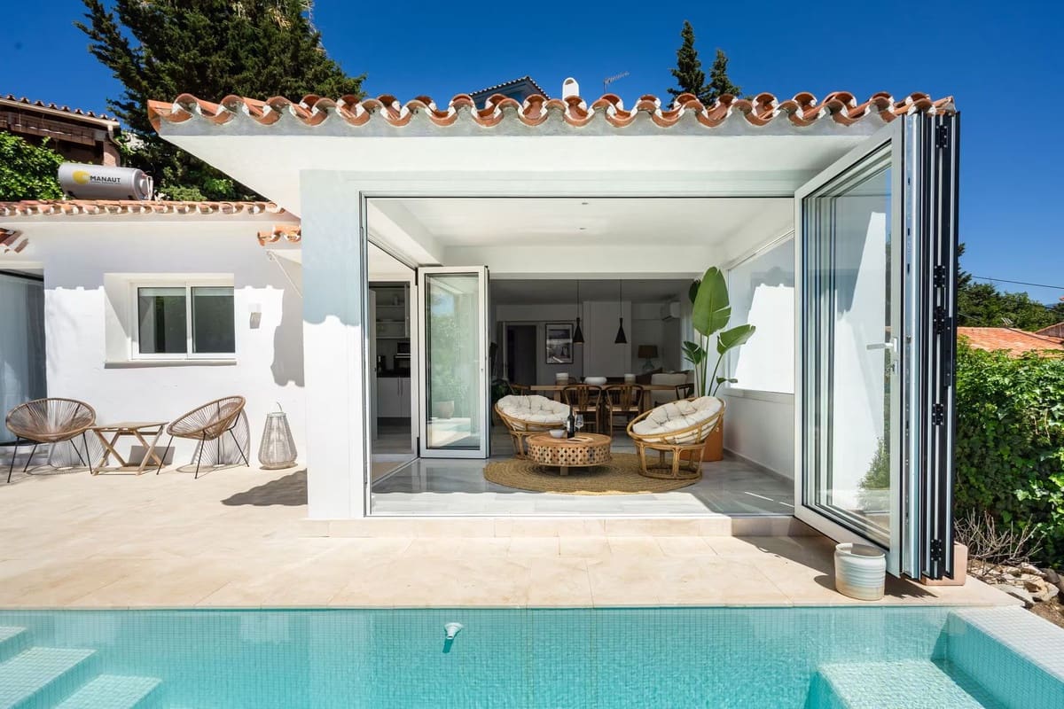 4 chambre Villa/Maison à vendre à Nueva Andalucia avec piscine garage - 1 100 000 € (Ref: 10058758)