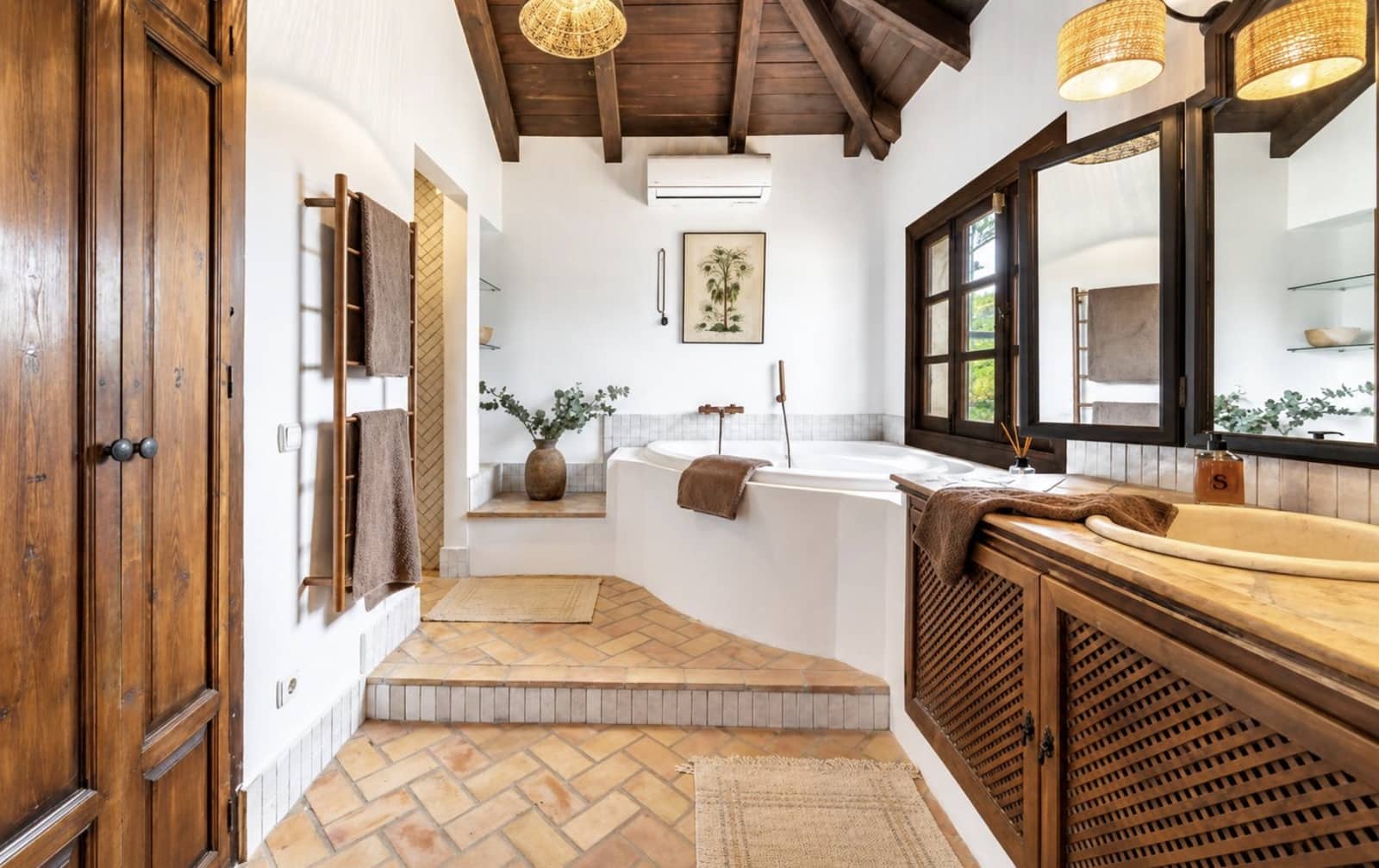 3 soveværelse Villa til salg i Golden Mile med swimmingpool garage - € 1.999.000 (Ref: 10058759)