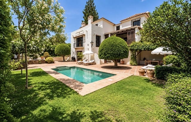 3 soveværelse Villa til salg i Golden Mile, Marbella med swimmingpool garage - € 1.999.900 (Ref: 10058759)