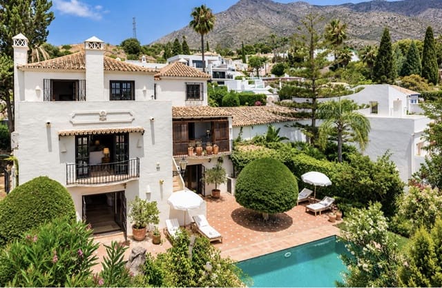 3 soveværelse Villa til salg i Golden Mile, Marbella med swimmingpool garage - € 1.999.900 (Ref: 10058759)
