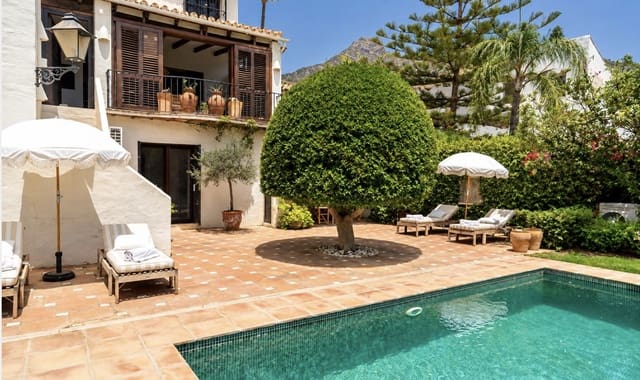 3 soveværelse Villa til salg i Golden Mile, Marbella med swimmingpool garage - € 1.999.900 (Ref: 10058759)