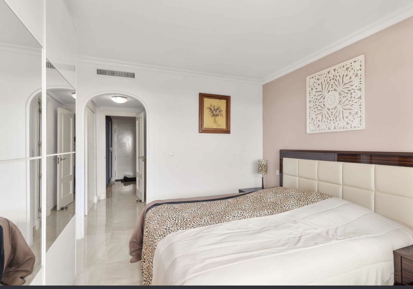Ático de 3 habitaciones en Marbella en venta con piscina garaje - 749.000 € (Ref: 10061691)