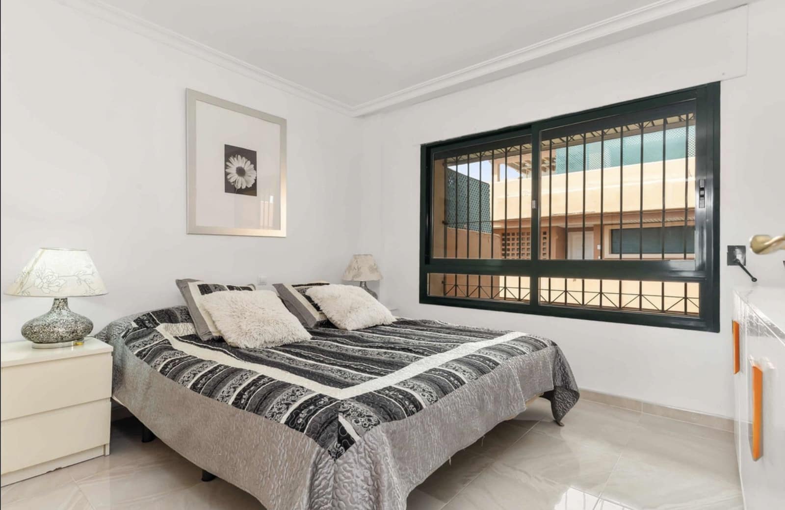 Ático de 3 habitaciones en Marbella en venta con piscina garaje - 749.000 € (Ref: 10061691)