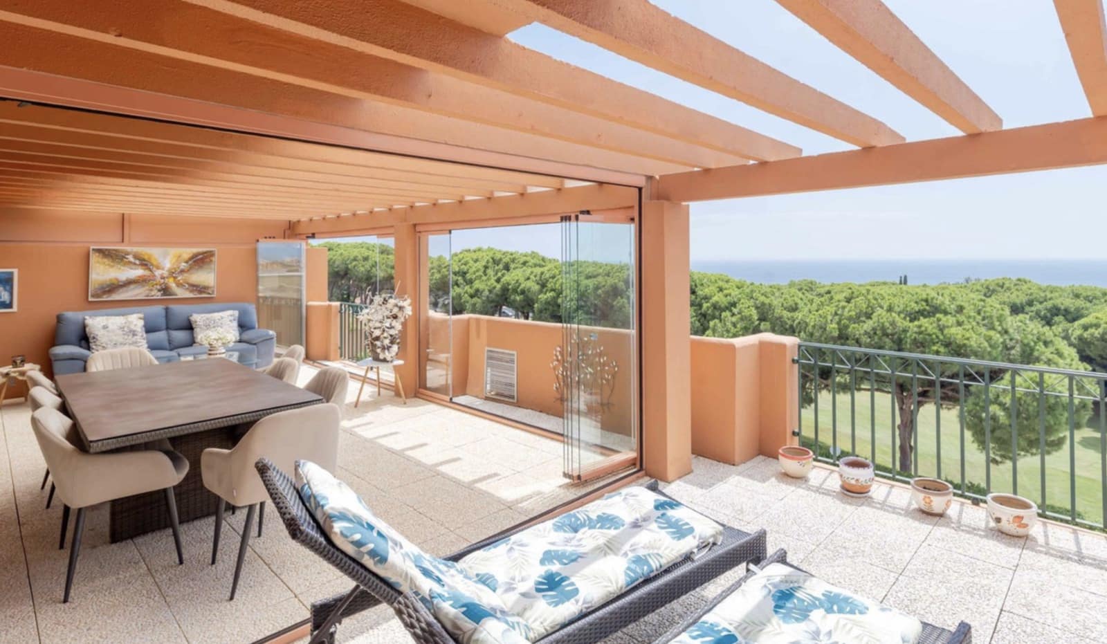 Ático de 3 habitaciones en Marbella en venta con piscina garaje - 749.000 € (Ref: 10061691)