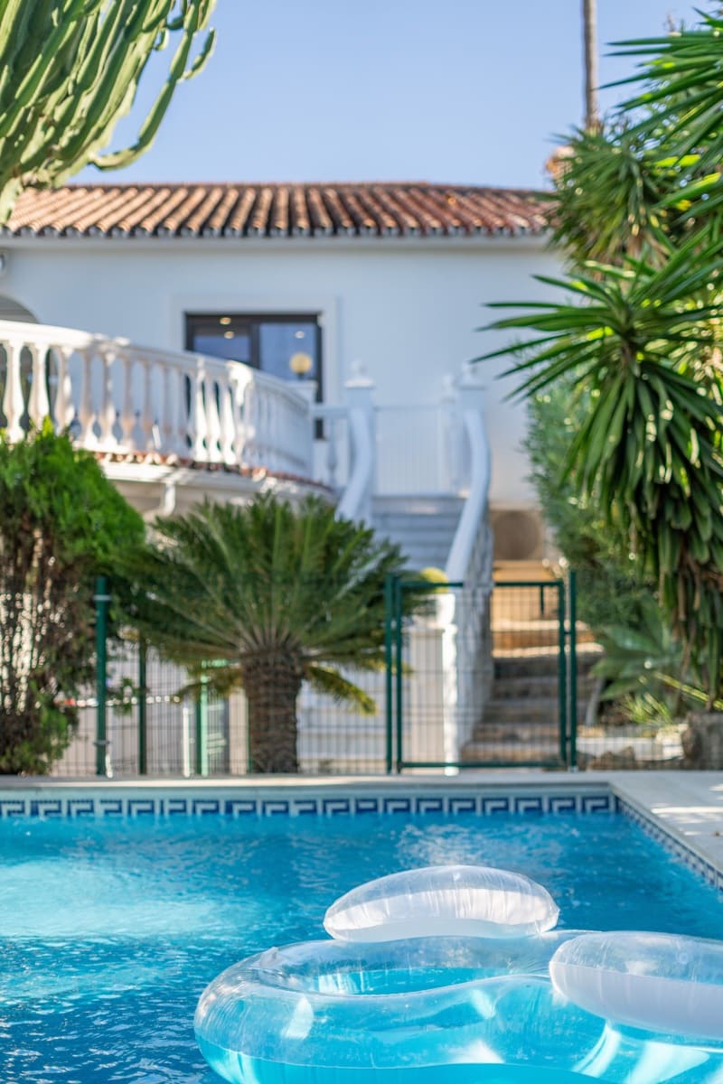 6 Zimmer Villa zu verkaufen in Marbella mit Pool Garage - 1.550.000 € (Ref: 10061694)