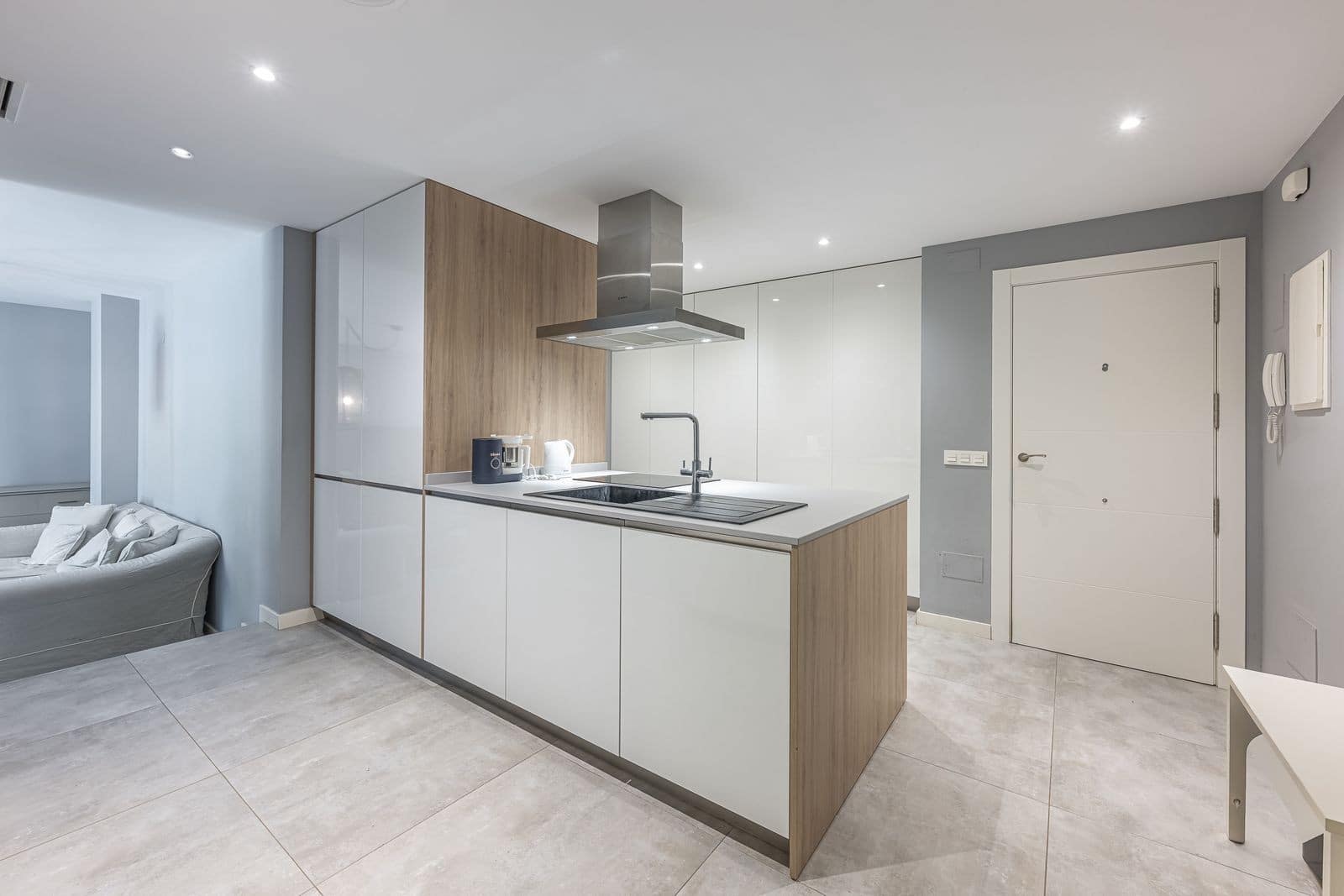 2 slaapkamer Appartement te koop in Marbella met zwembad garage - € 629.000 (Ref: 10061695)