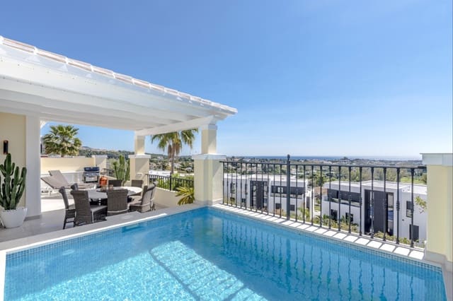 3 makuuhuone Paritalo myytävänä paikassa Marbella mukana uima-altaan 
autotalli - 1 820 000 € (Ref: 10075479)