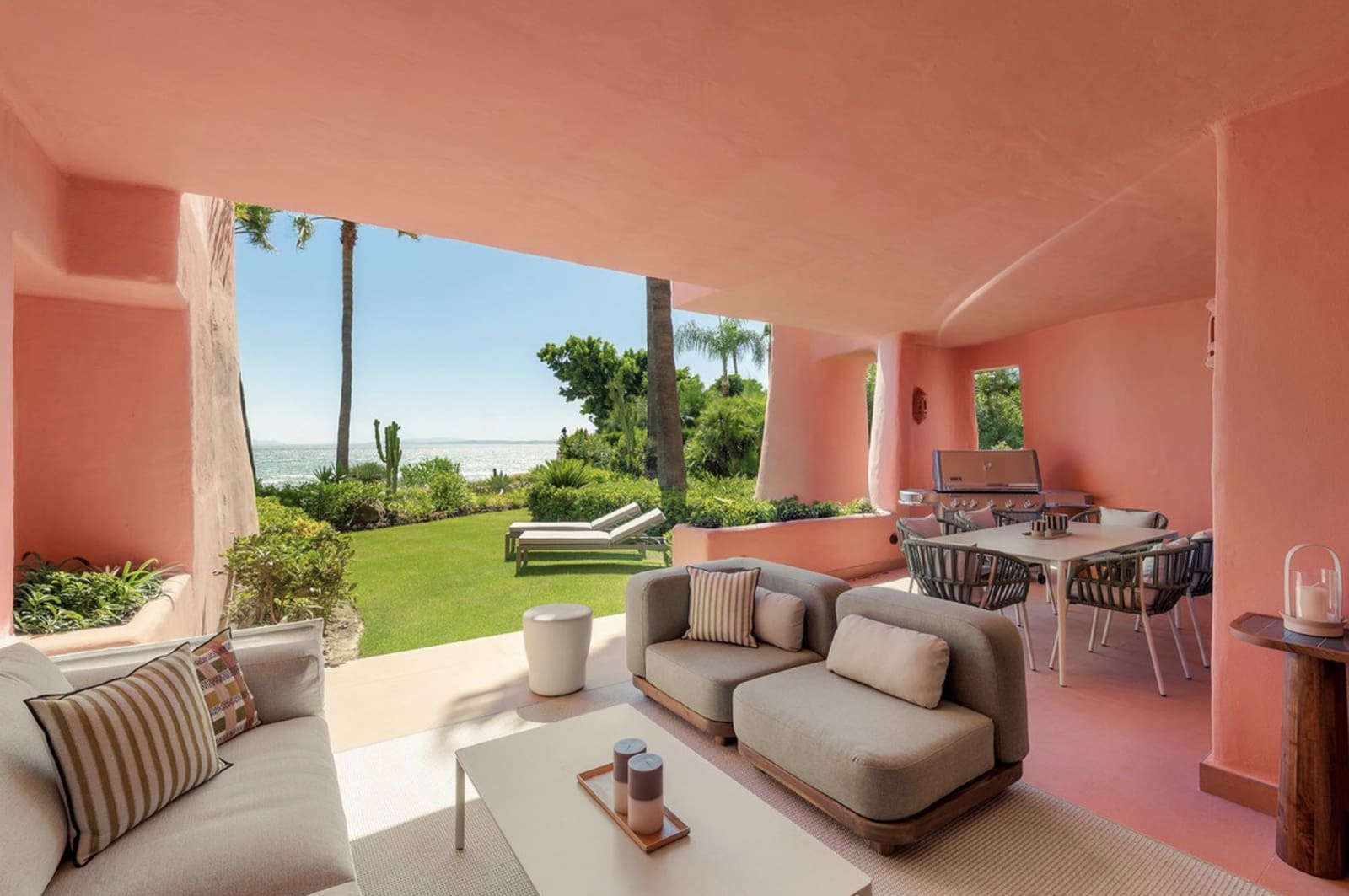 3 quarto Apartamento para venda em Estepona com piscina garagem - 2 695 000 € (Ref: 10075480)