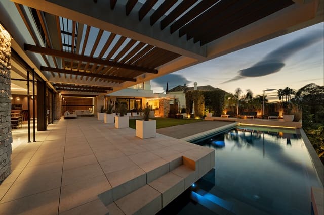 7 quarto Moradia para venda em Los Naranjos, Marbella com piscina garagem - 6 350 000 € (Ref: 10078045)