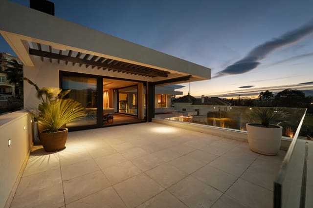 7 quarto Moradia para venda em Los Naranjos, Marbella com piscina garagem - 6 350 000 € (Ref: 10078045)