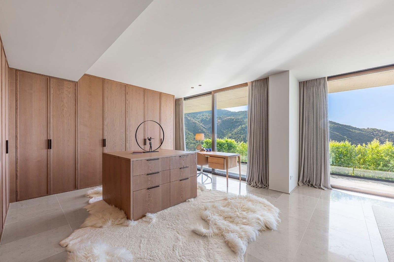 4 soverom Villa til salgs i Benahavis med svømmebasseng garasje - € 5 950 000 (Ref: 10078046)
