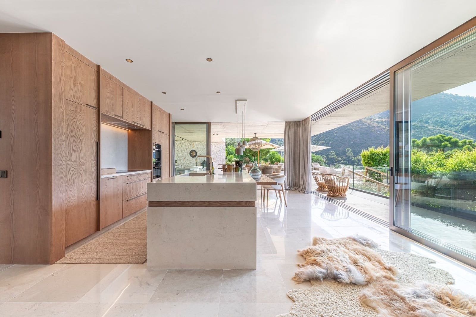 4 soverom Villa til salgs i Benahavis med svømmebasseng garasje - € 5 950 000 (Ref: 10078046)