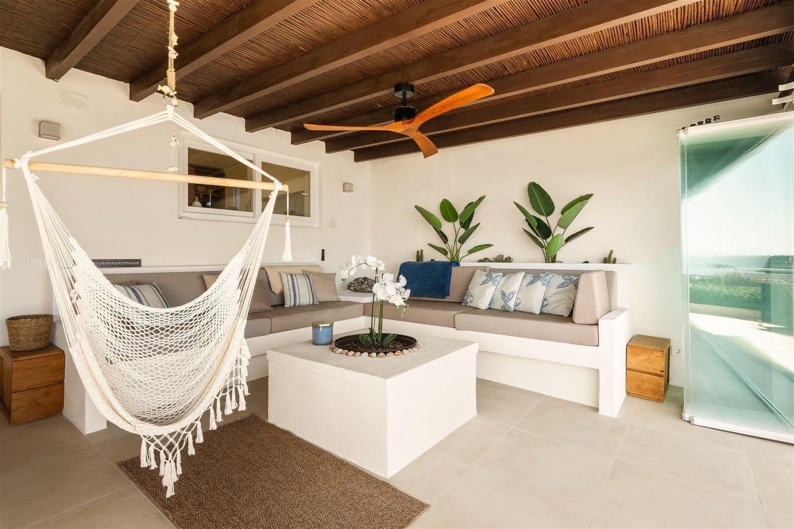 4 quarto Moradia Geminada para venda em Estepona com piscina garagem - 1 695 000 € (Ref: 10078049)