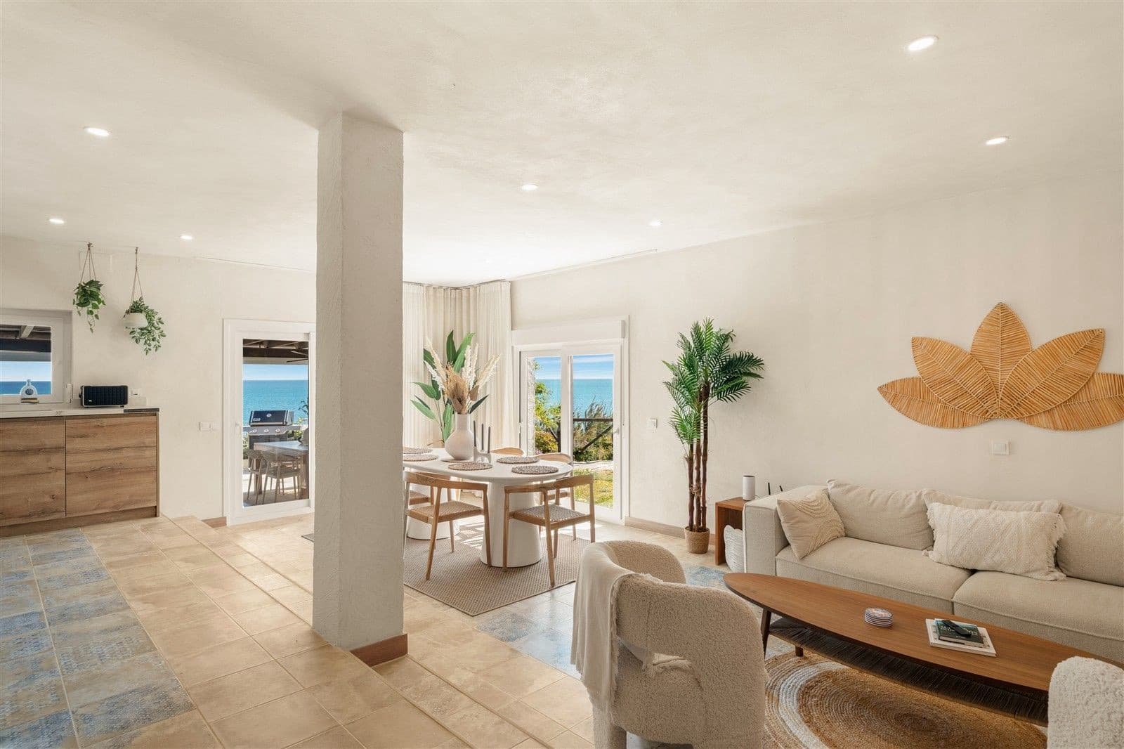 4 quarto Moradia Geminada para venda em Estepona com piscina garagem - 1 695 000 € (Ref: 10078049)