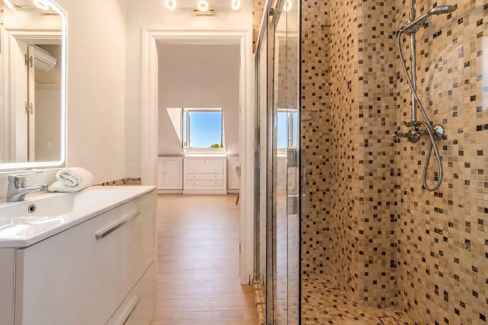 4 chambre Villa/Maison à vendre à Nueva Andalucia avec piscine garage - 1 500 000 € (Ref: 10078050)