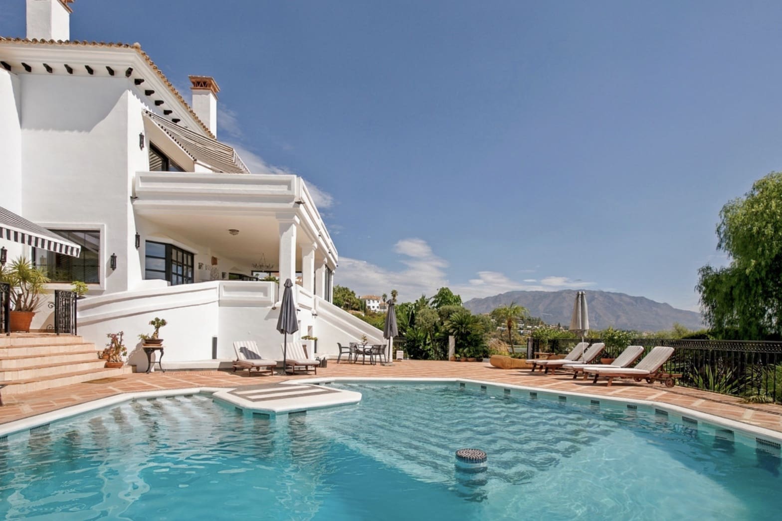7 sypialnia Willa na sprzedaż w Benahavis z basenem garażem - 4 950 000 € (Ref: 10078051)