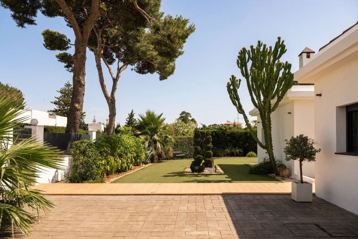 3 soverom Villa til salgs i Atalaya-Isdabe med svømmebasseng garasje - € 1 895 000 (Ref: 10078052)