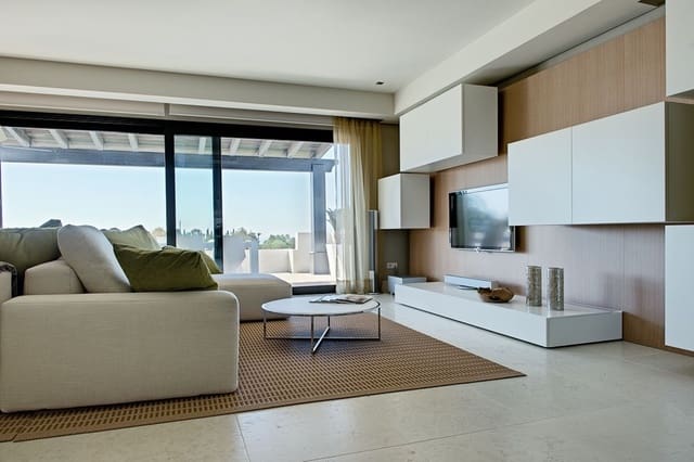 5 chambre Villa/Maison à vendre à Marbella avec piscine garage - 1 990 000 € (Ref: 10078053)