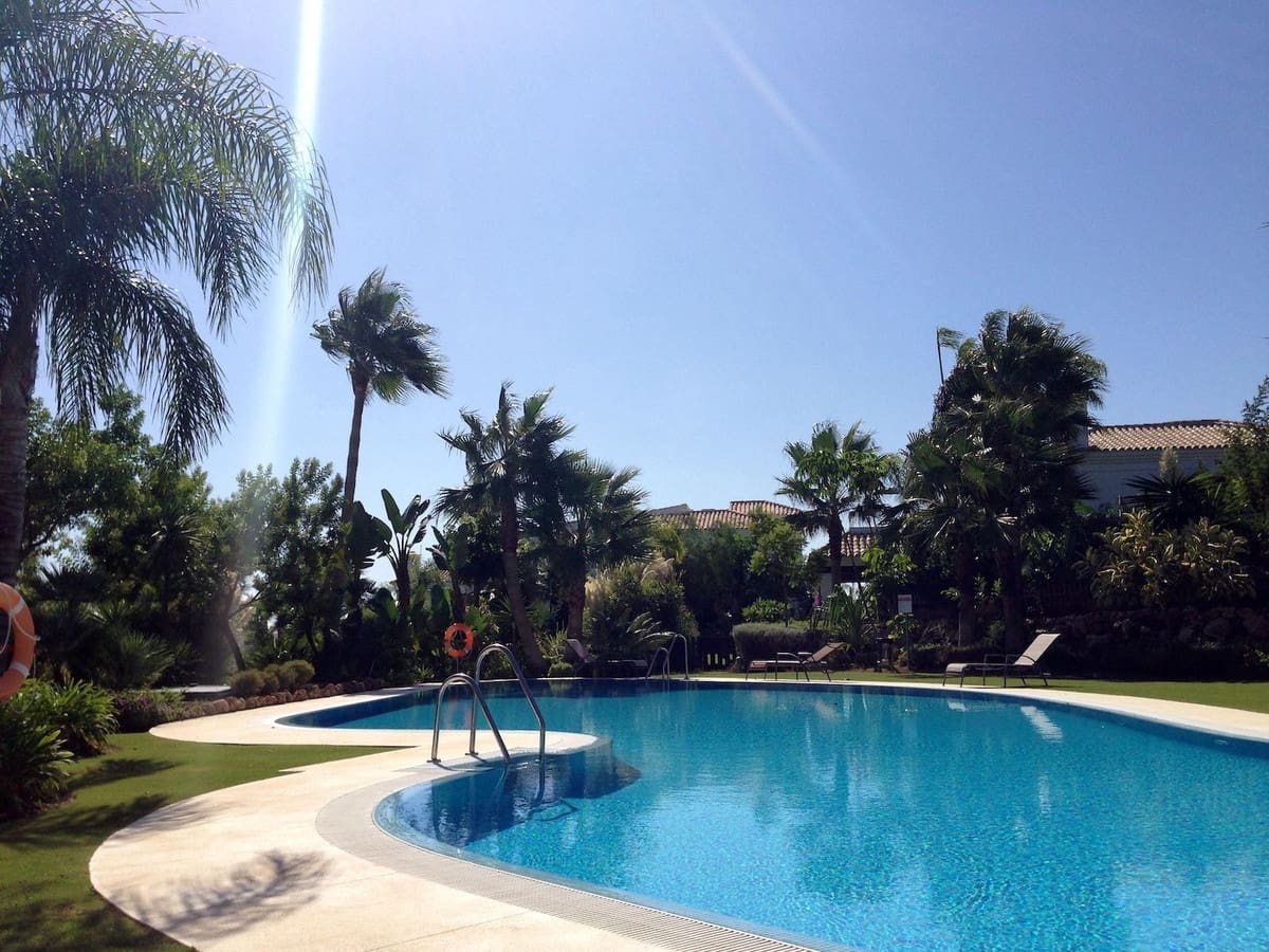 5 chambre Villa/Maison à vendre à Marbella avec piscine garage - 1 990 000 € (Ref: 10078053)