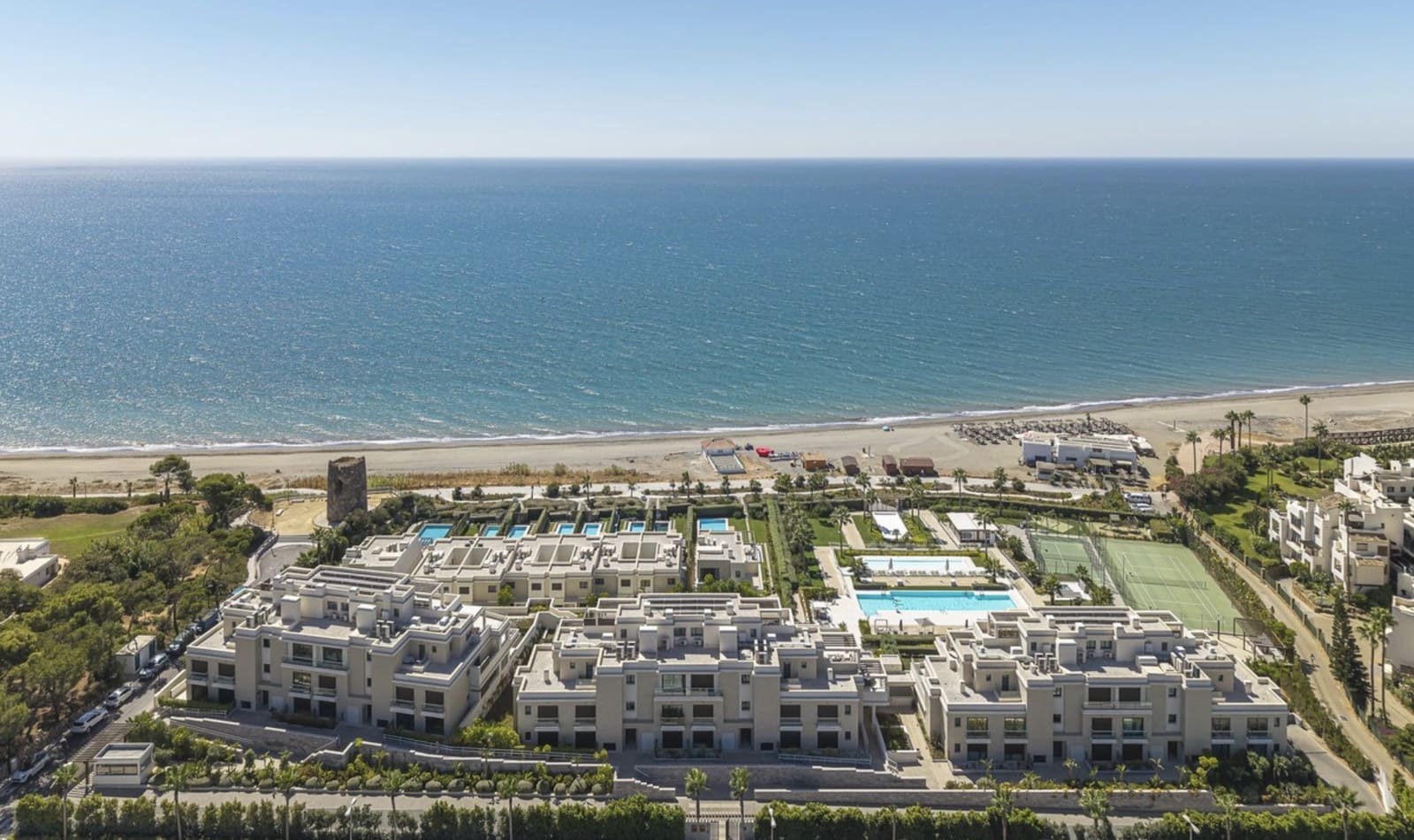 2 chambre Appartement à vendre à Estepona avec piscine garage - 1 595 000 € (Ref: 10078054)