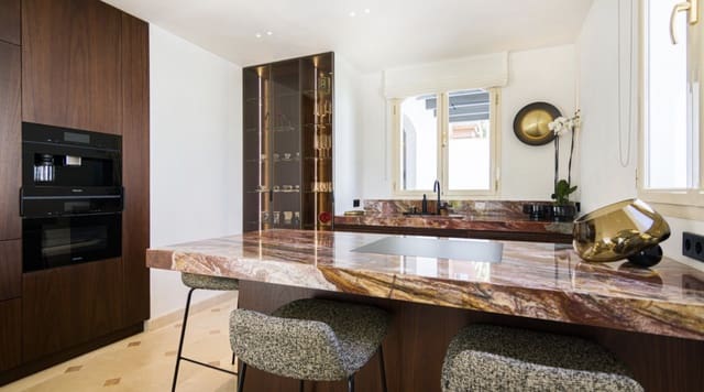 5 slaapkamer Villa te koop in Marbella met zwembad garage - € 4.690.000 (Ref: 10080968)